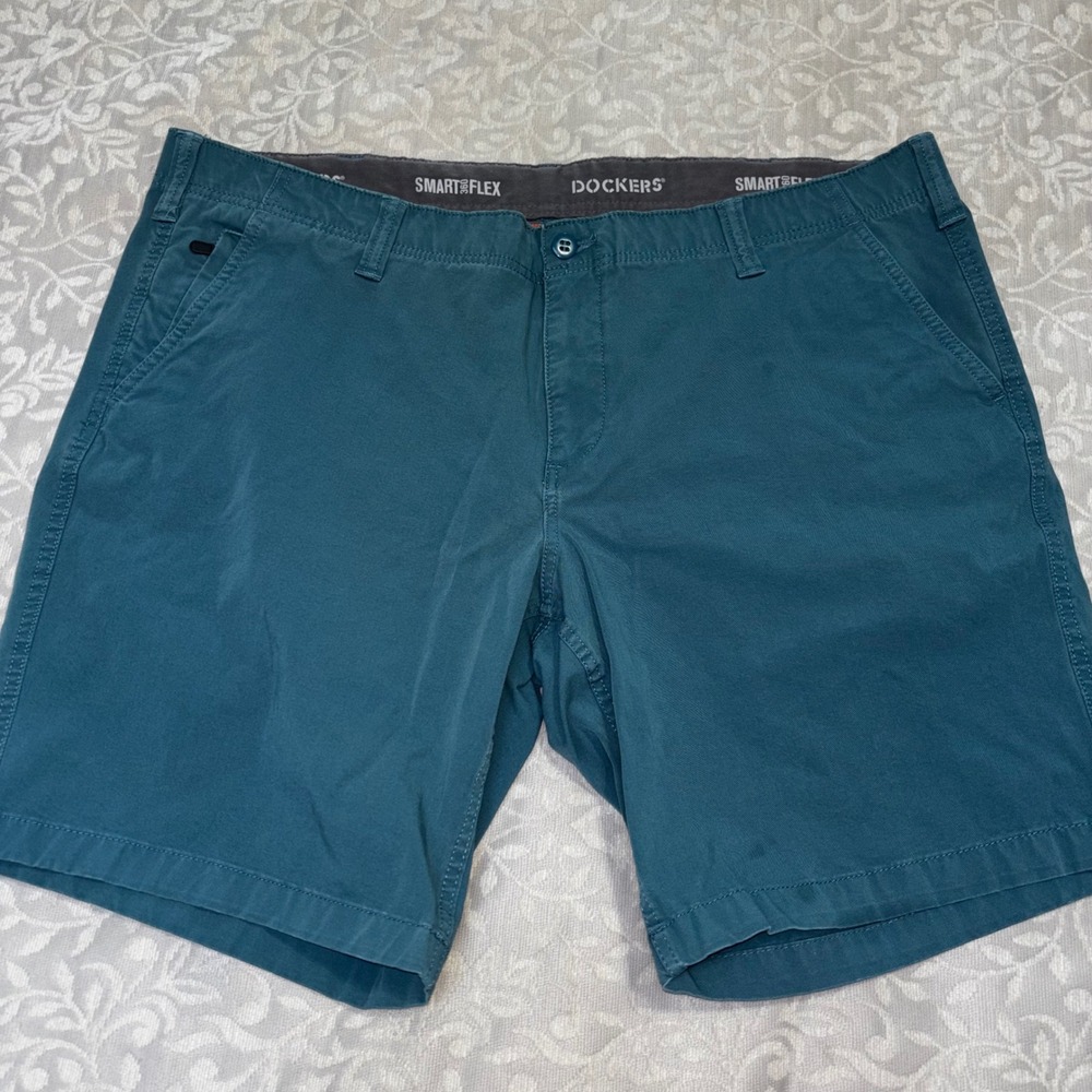 Dockers Smart 360 Flex Shorts Mens 41 Teal Excellent Stretch Chino Utility